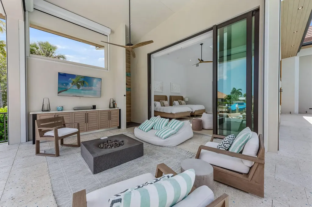 517 N Barfield Drive Marco Island FL 34145