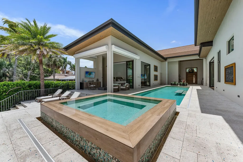 517 N Barfield Drive Marco Island FL 34145