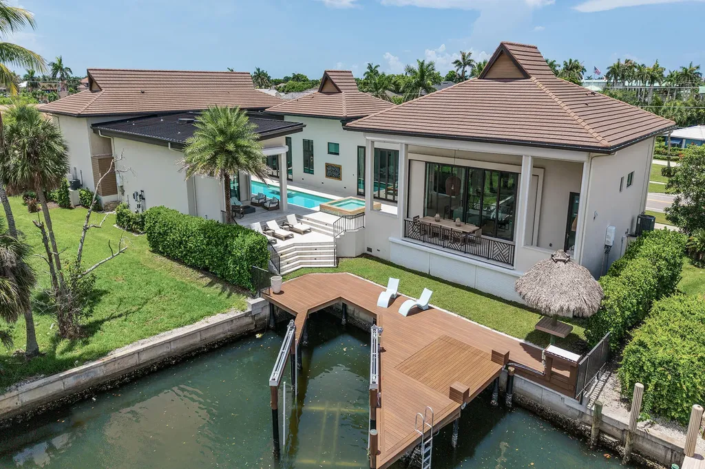 517 N Barfield Drive Marco Island FL 34145