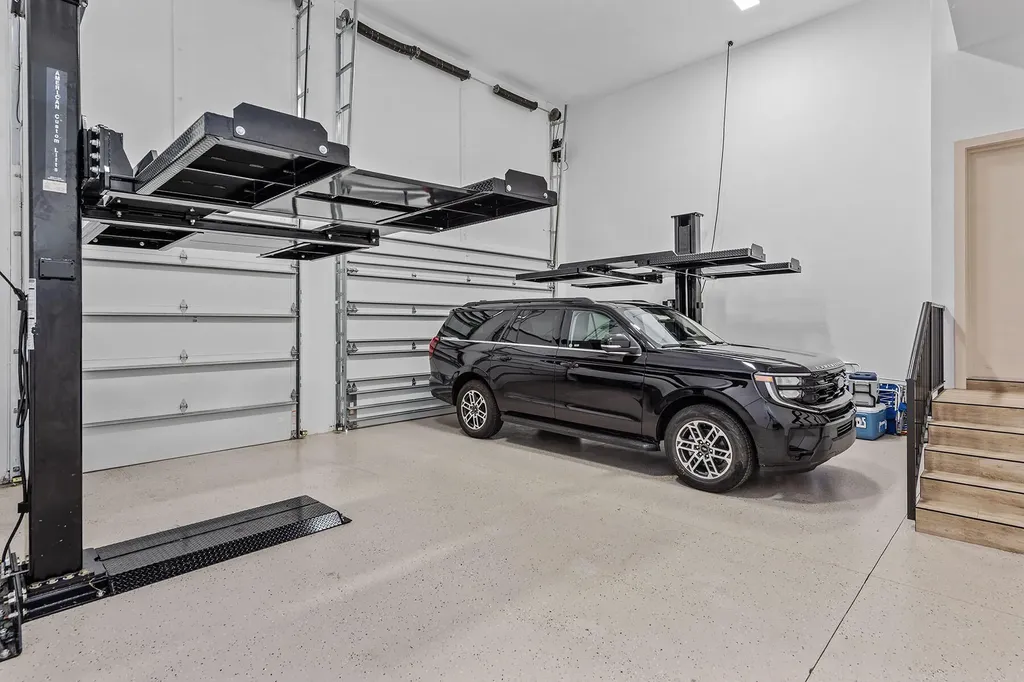 517 N Barfield Drive Marco Island FL 34145