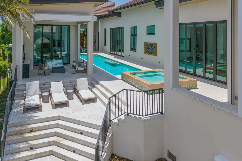 517 N Barfield Drive Marco Island FL 34145