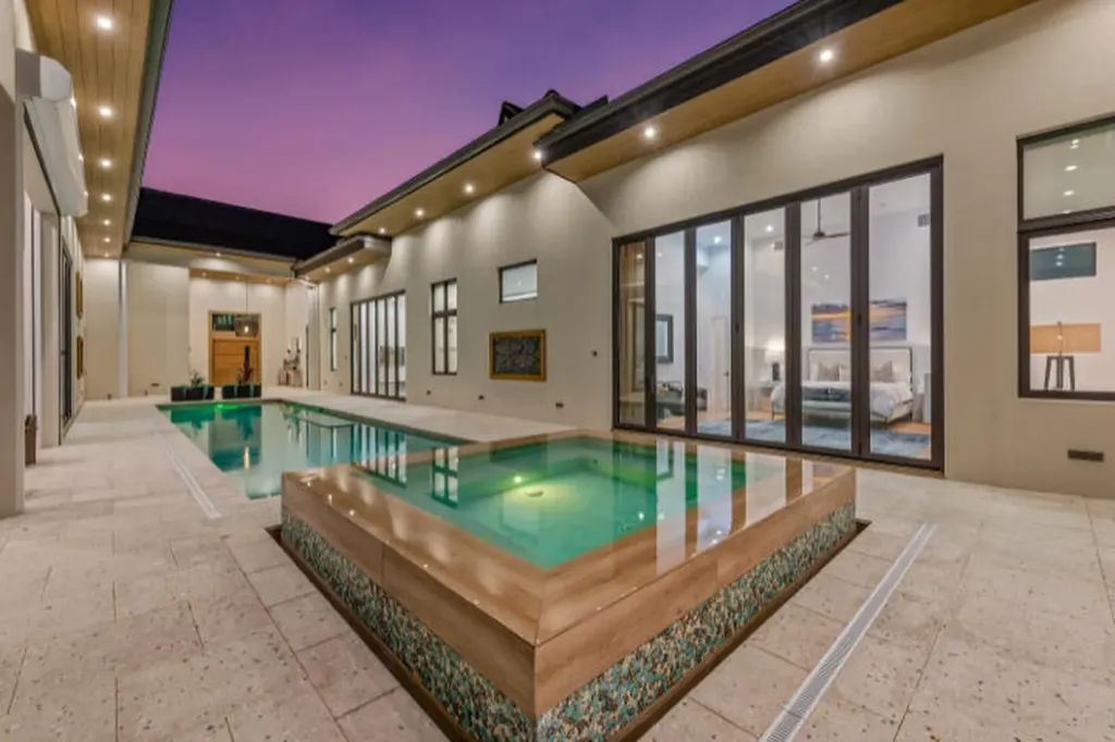 517 N Barfield Drive Marco Island FL 34145