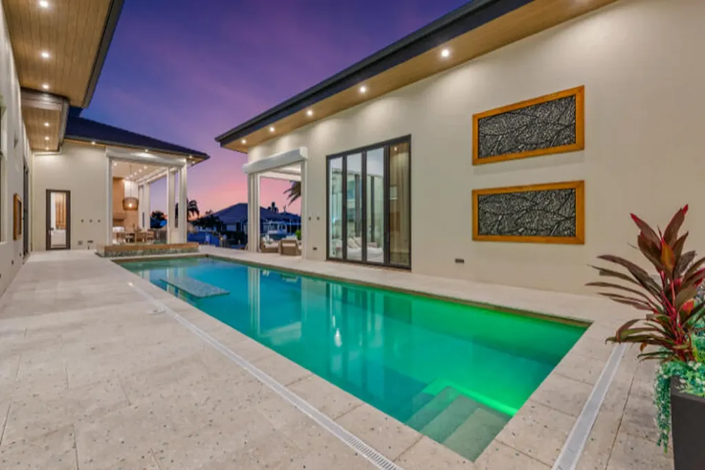 517 N Barfield Drive Marco Island FL 34145