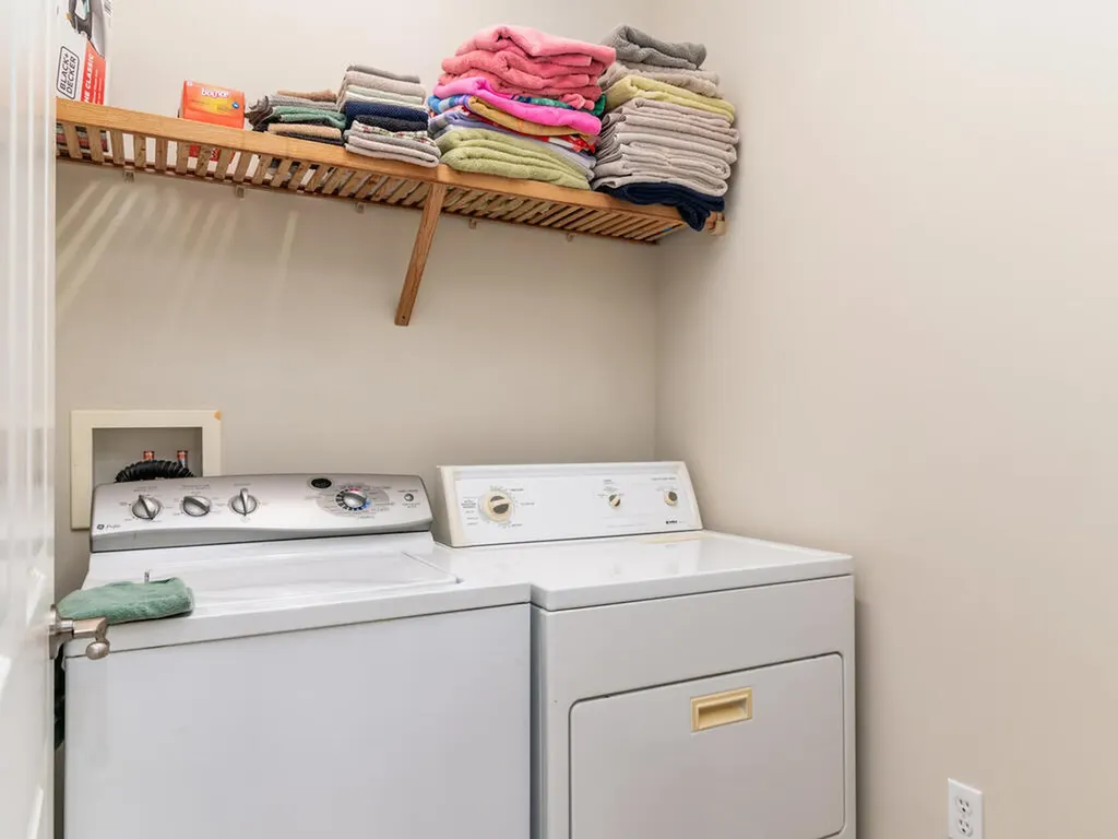 9146 Chula Vista Street Naples FL 34113