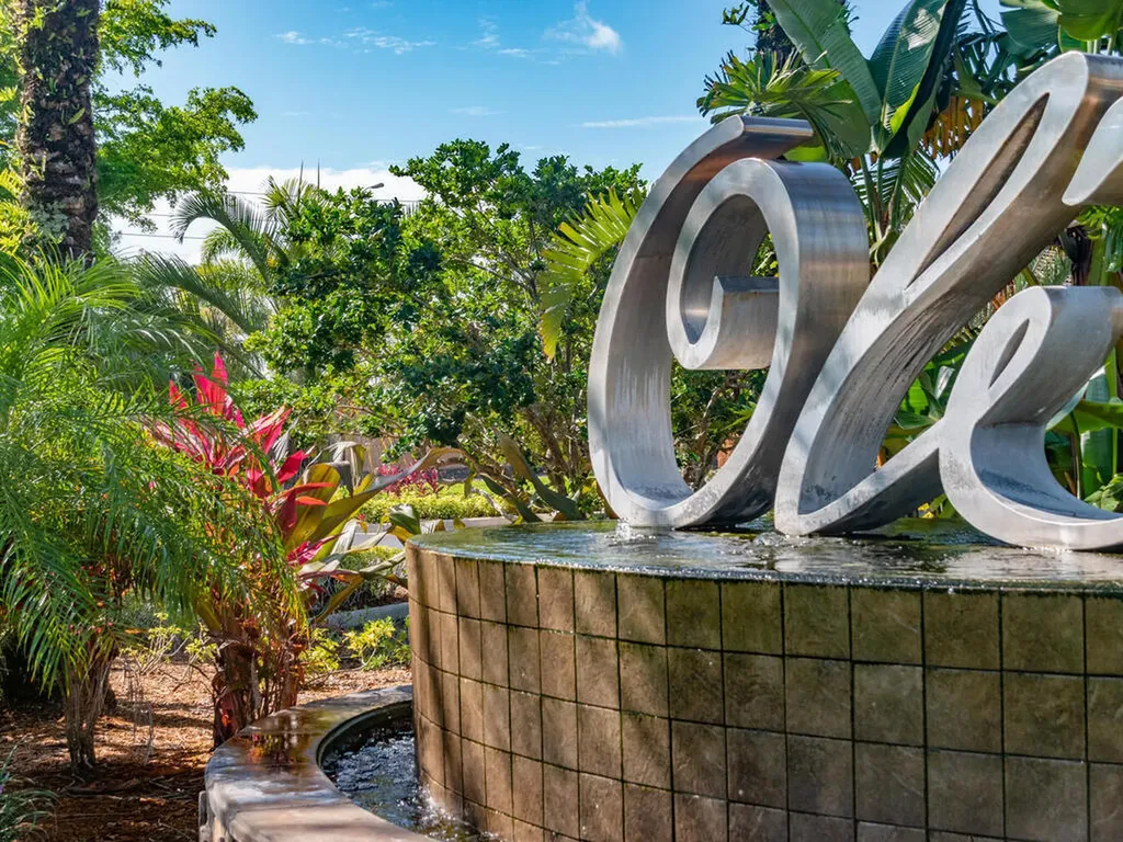 9146 Chula Vista Street Naples FL 34113