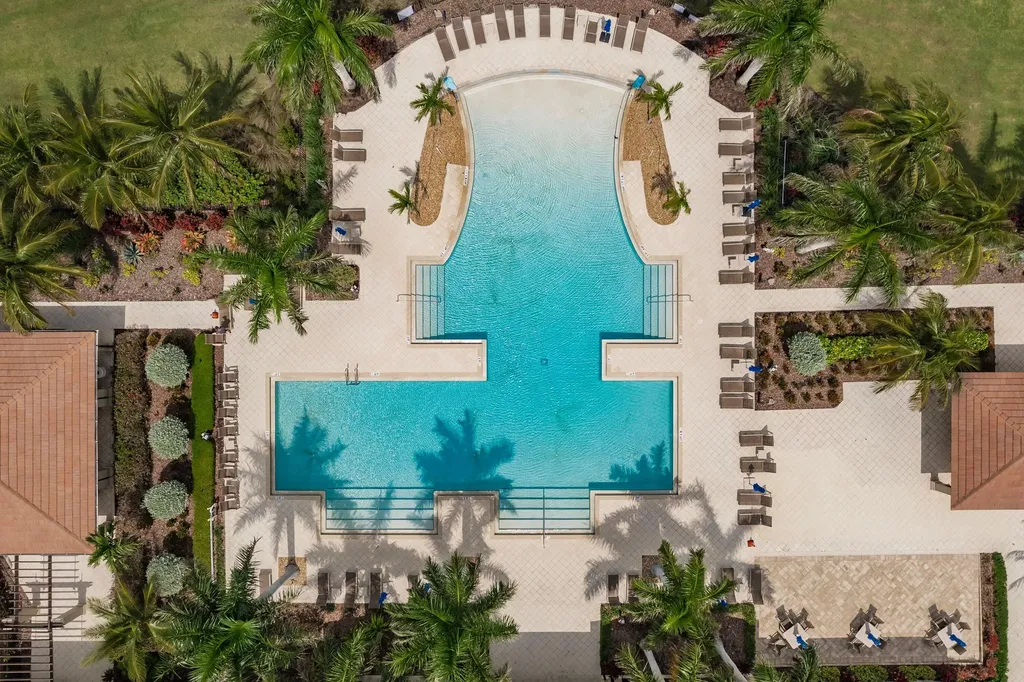 1403 Oceania Drive Naples FL 34113