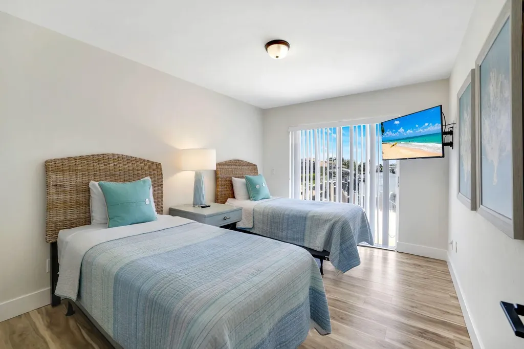 400 S Barfield Drive Marco Island FL 34145