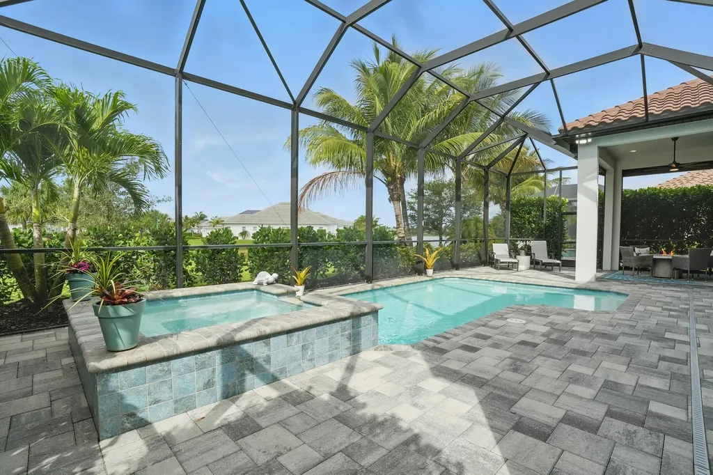 3242 Belon Lane Naples FL 34114