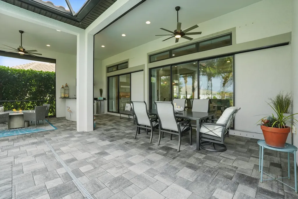 3242 Belon Lane Naples FL 34114