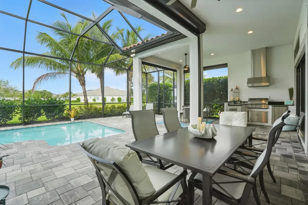 3242 Belon Lane Naples FL 34114