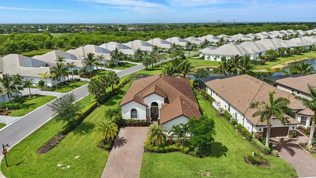 3242 Belon Lane Naples FL 34114