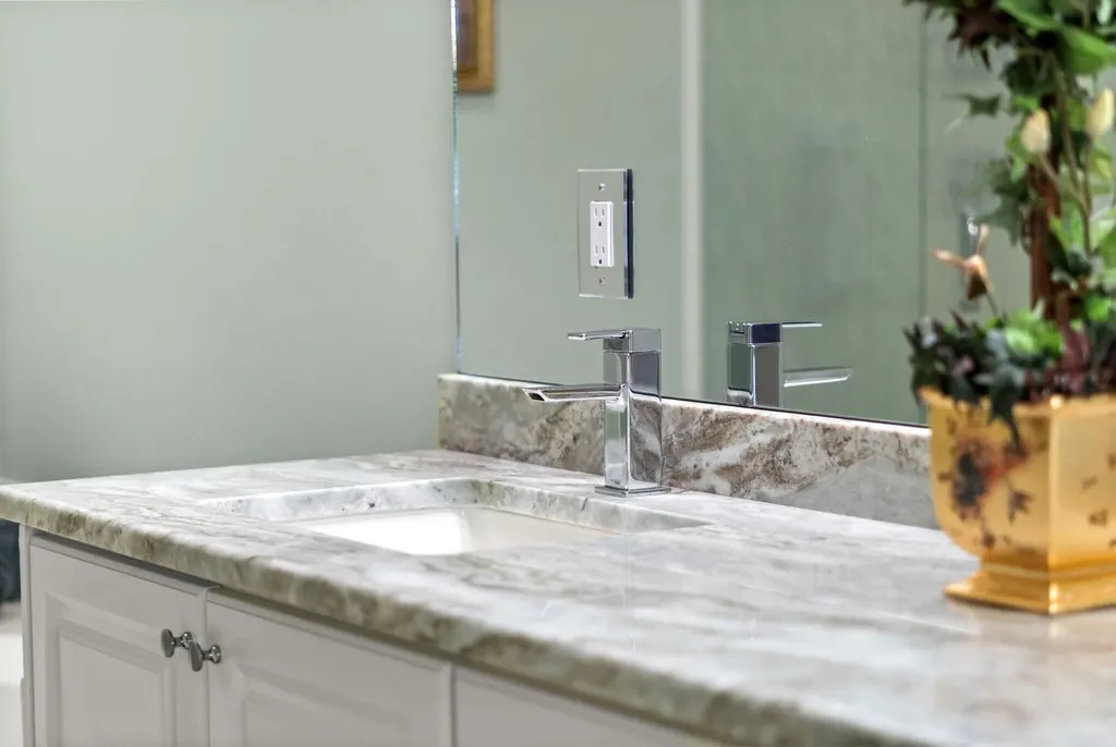 337 Vintage Bay Marco Island FL 34145