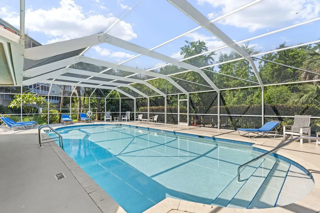 337 Vintage Bay Marco Island FL 34145