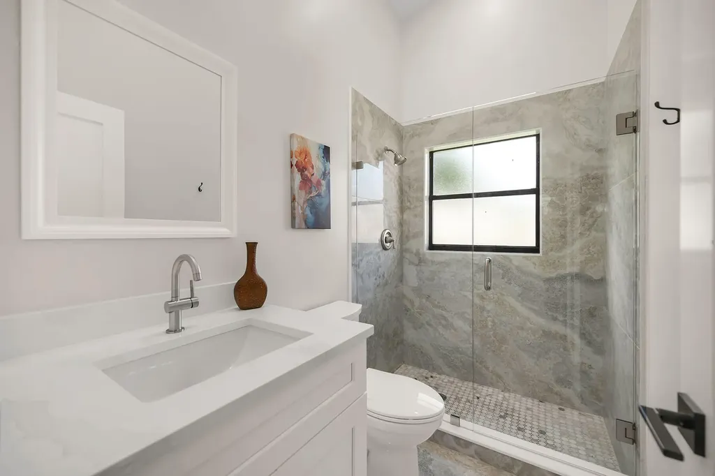 581 Country Walk Court Naples FL 34104