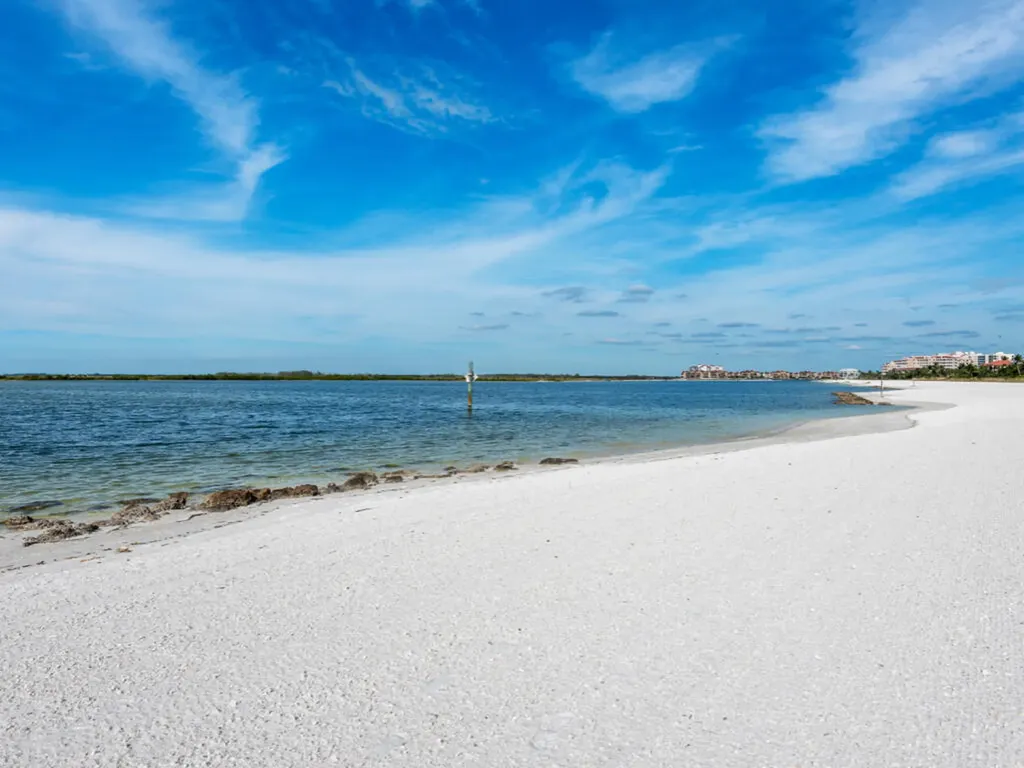 950 Sea Oats Court Marco Island FL 34145