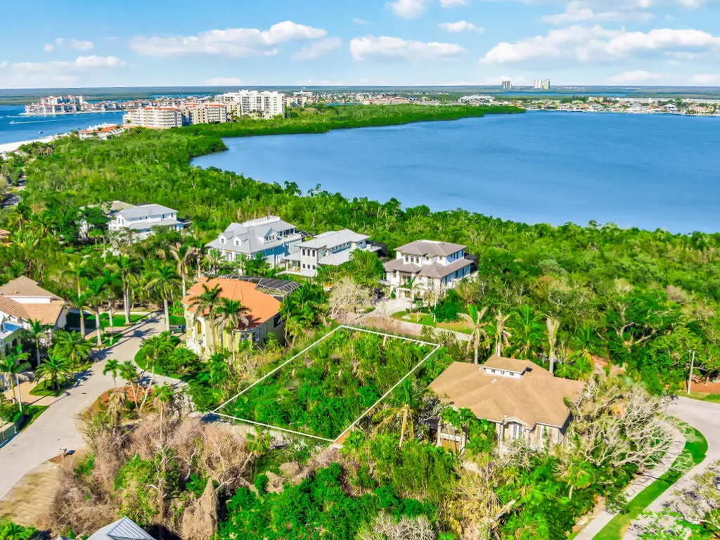 950 Sea Oats Court Marco Island FL 34145