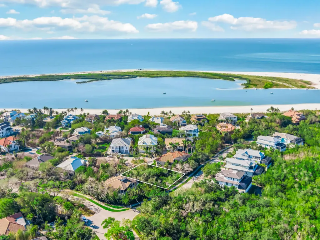 950 Sea Oats Court Marco Island FL 34145