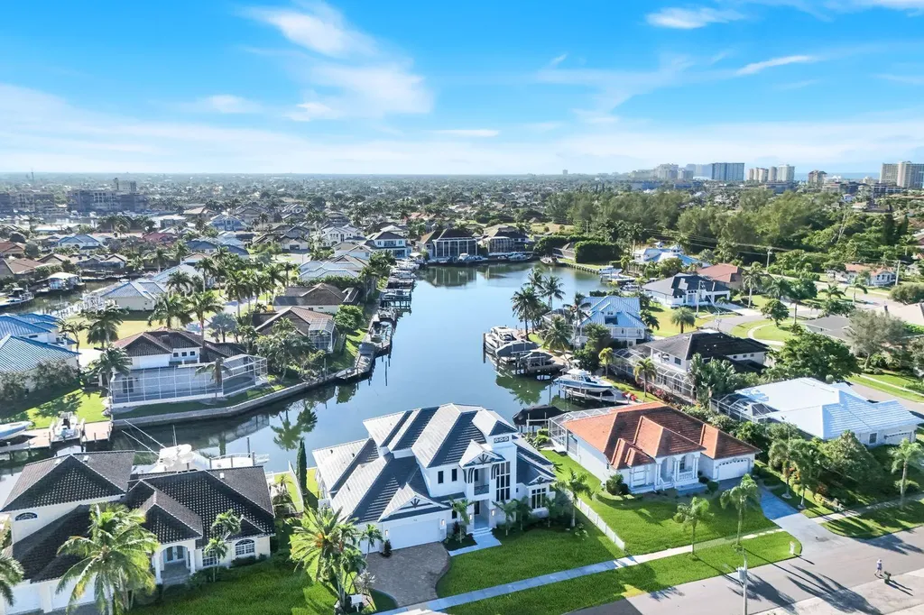 713 Nautilus Court Marco Island FL 34145