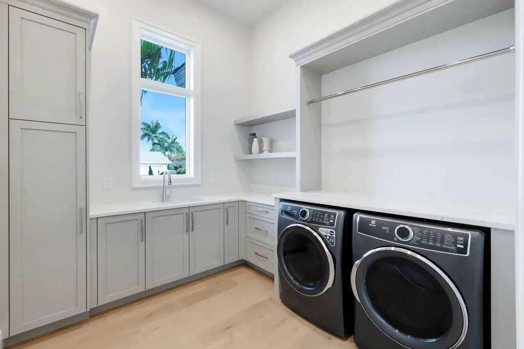 713 Nautilus Court Marco Island FL 34145