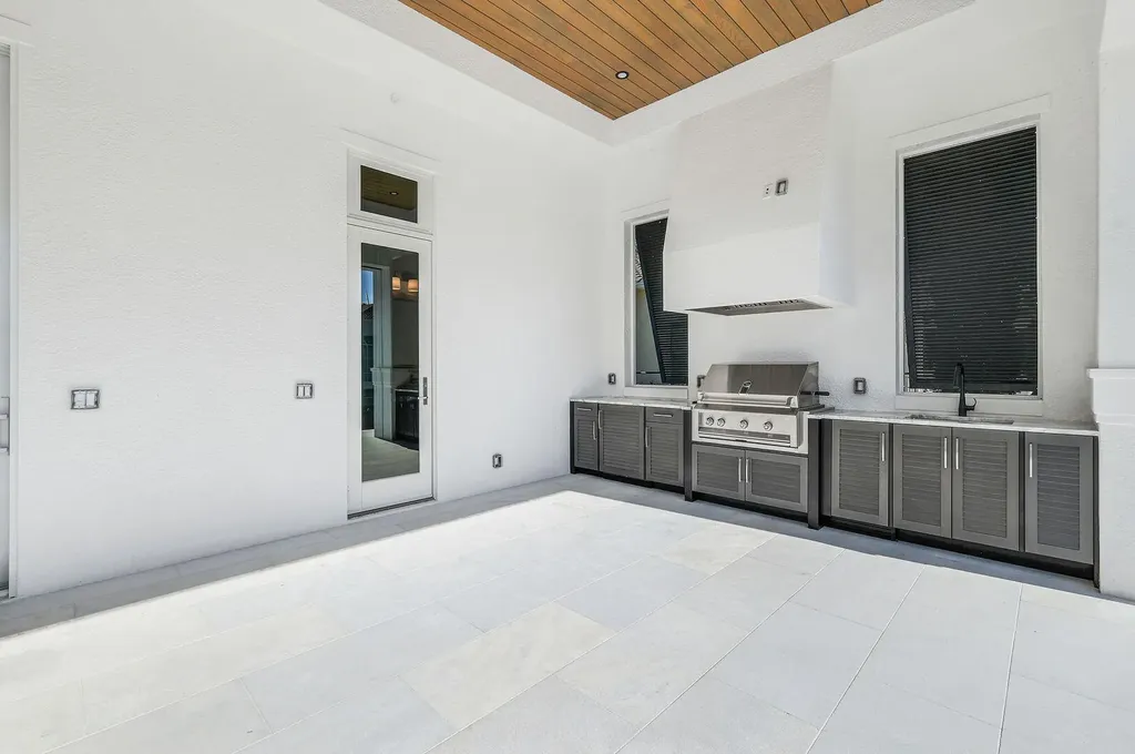 713 Nautilus Court Marco Island FL 34145