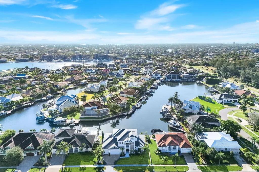 713 Nautilus Court Marco Island FL 34145