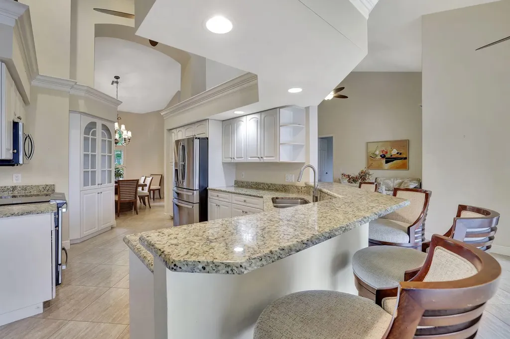 680 Thrush Court Marco Island FL 34145