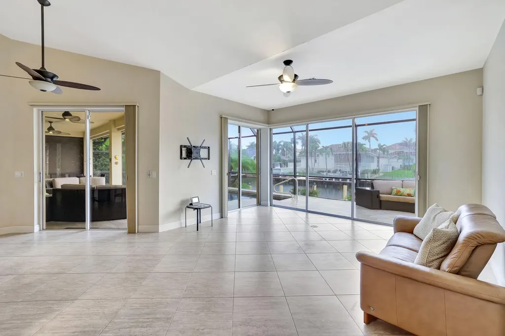 680 Thrush Court Marco Island FL 34145