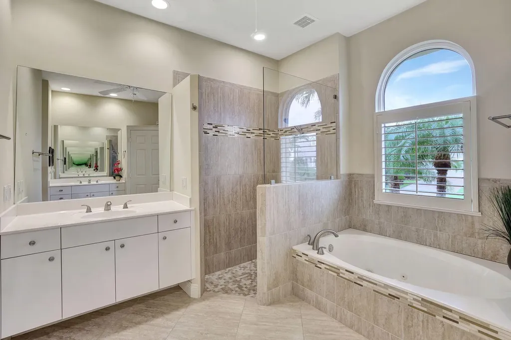 680 Thrush Court Marco Island FL 34145