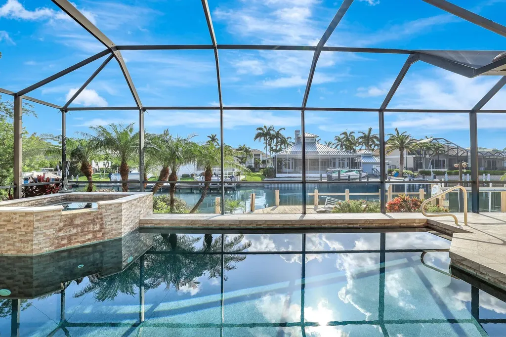 680 Thrush Court Marco Island FL 34145