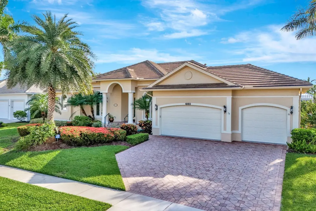 680 Thrush Court Marco Island FL 34145