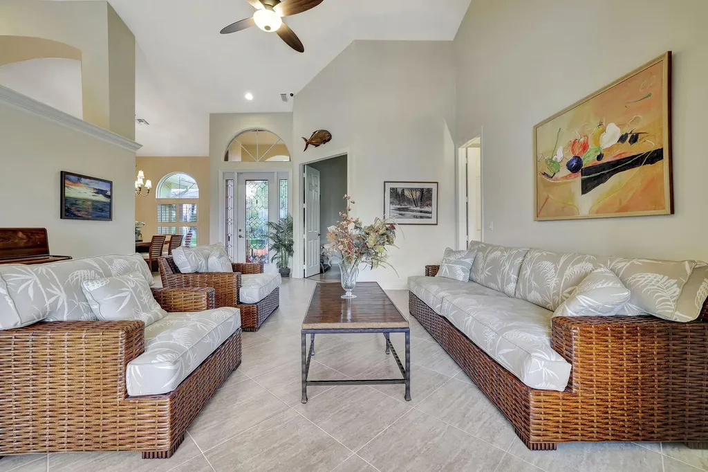 680 Thrush Court Marco Island FL 34145