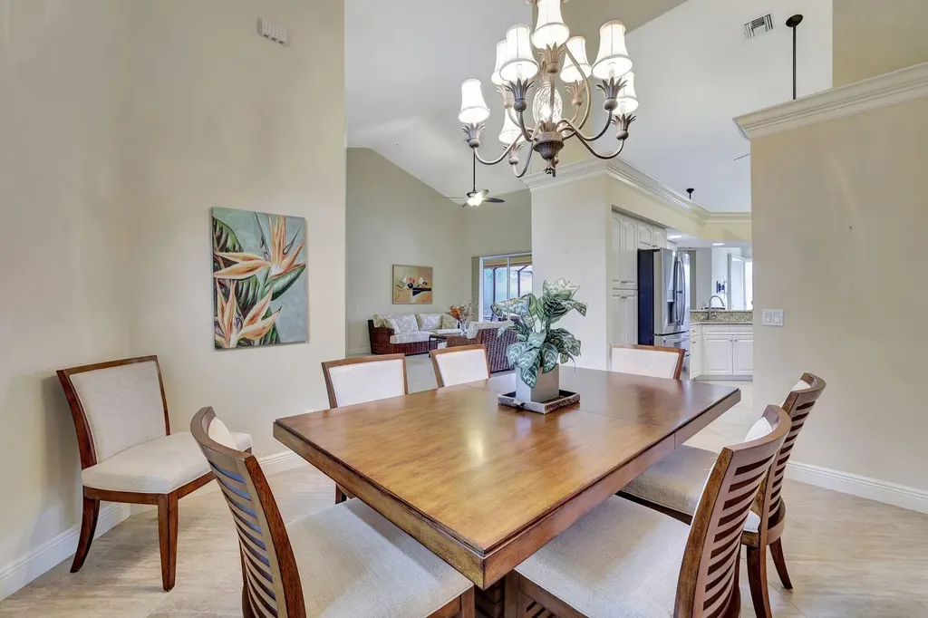 680 Thrush Court Marco Island FL 34145