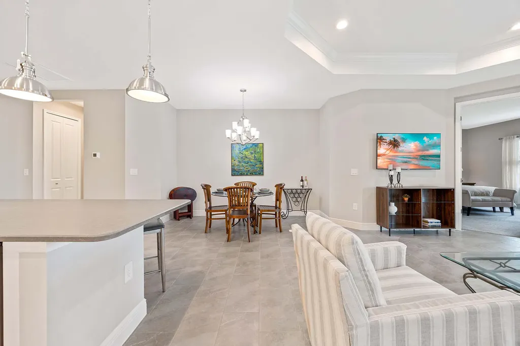 2303 Marquesa Circle Naples FL 34112