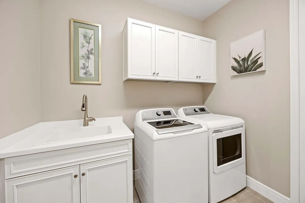 2303 Marquesa Circle Naples FL 34112