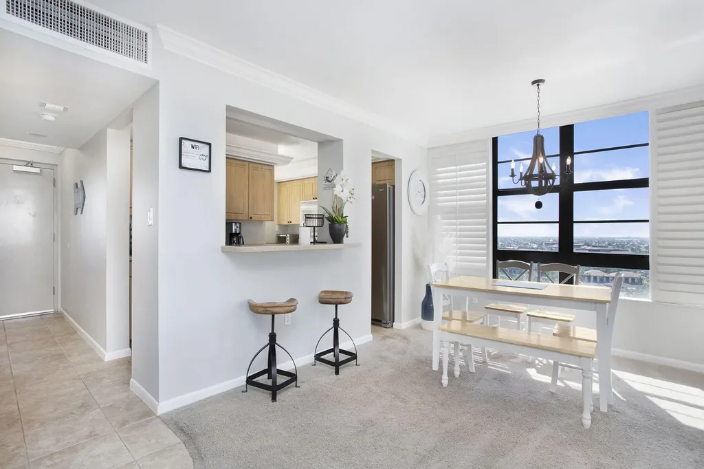 440 Seaview Court Marco Island FL 34145