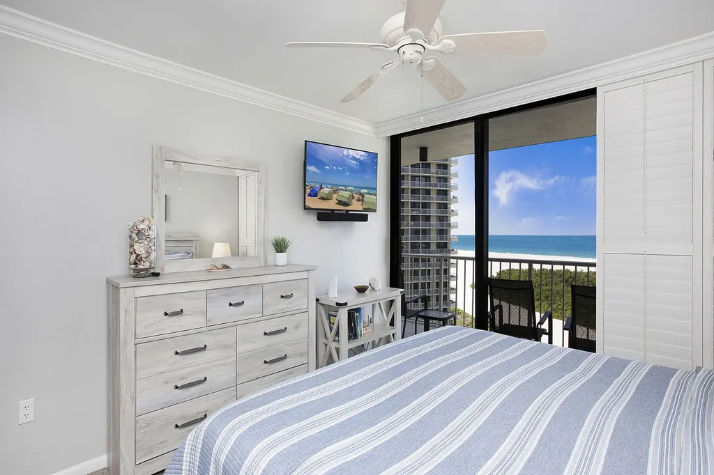 440 Seaview Court Marco Island FL 34145