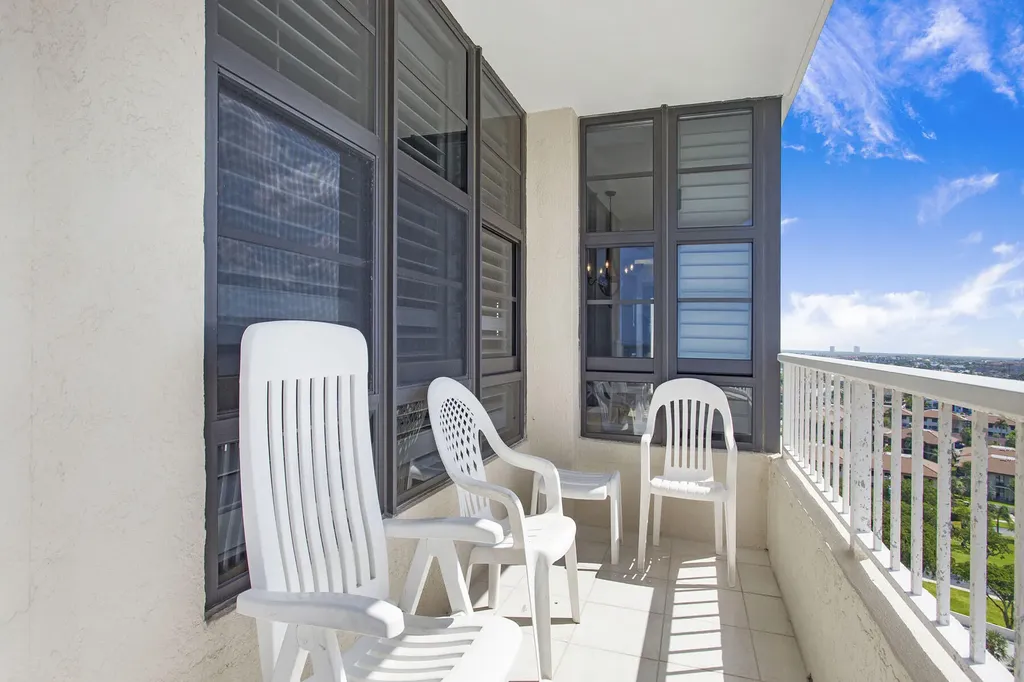 440 Seaview Court Marco Island FL 34145