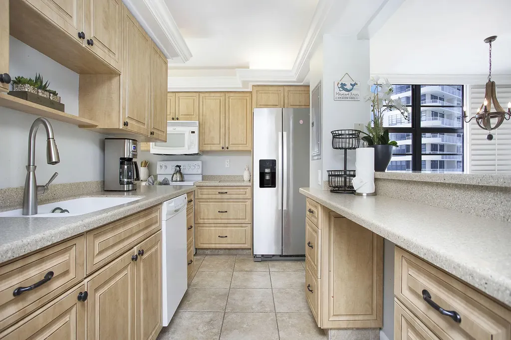 440 Seaview Court Marco Island FL 34145