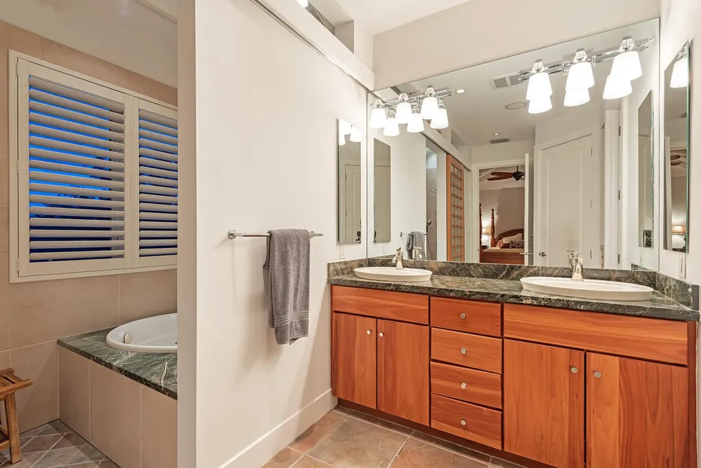 834 Hideaway Circle W Marco Island FL 34145