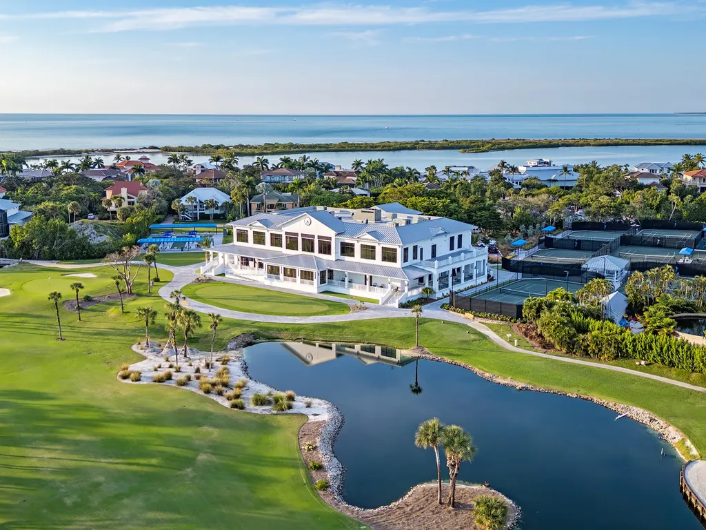 834 Hideaway Circle W Marco Island FL 34145