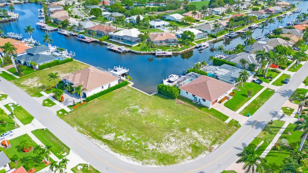 1540 Buccaneer Court Marco Island FL 34145