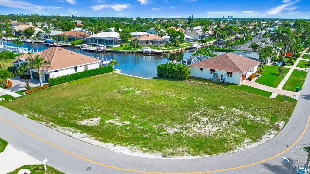 1540 Buccaneer Court Marco Island FL 34145