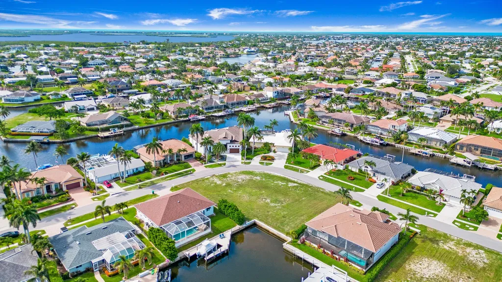 1540 Buccaneer Court Marco Island FL 34145