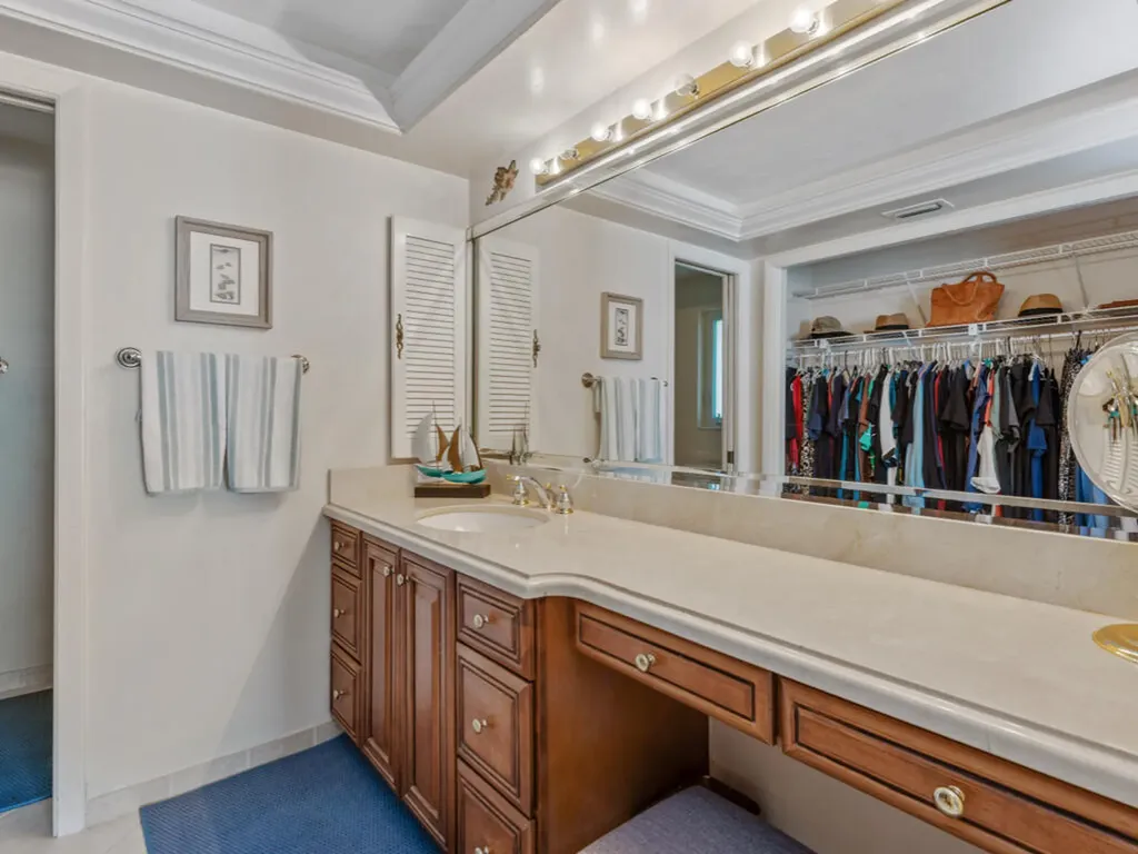 1112 Edington Place Marco Island FL 34145