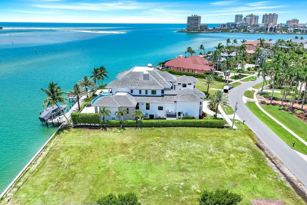 1485 Caxambas Court Marco Island FL 34145