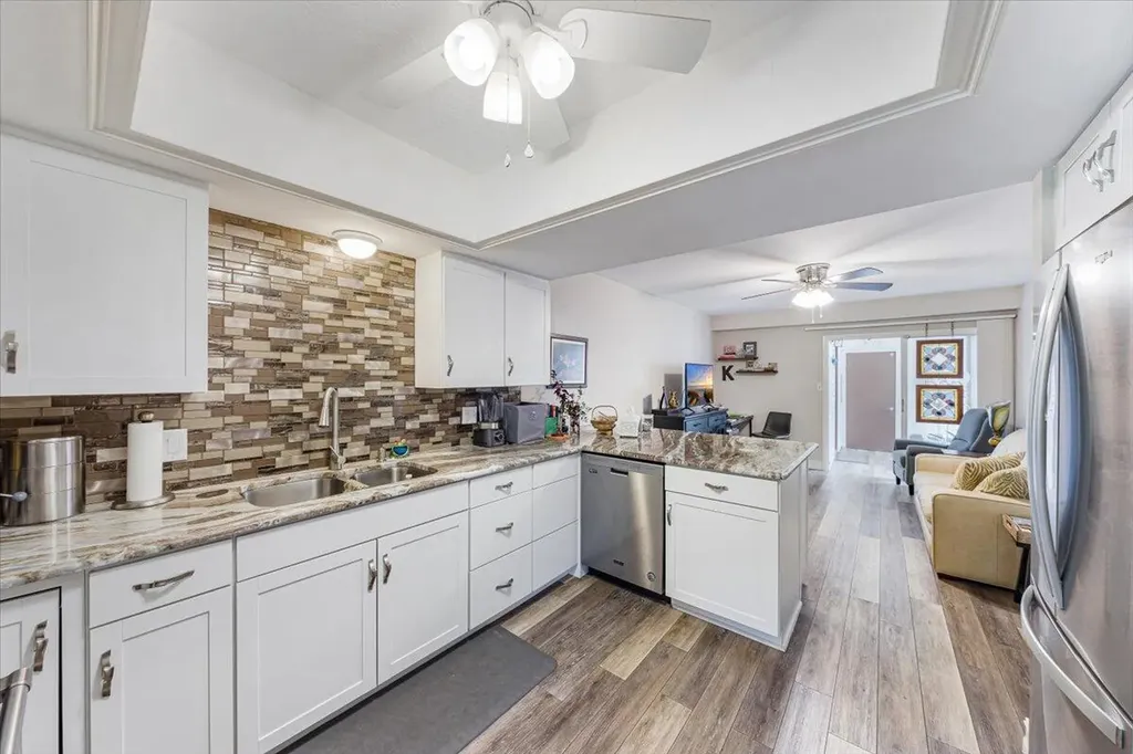 402 Bristle Cone Lane Naples FL 34113