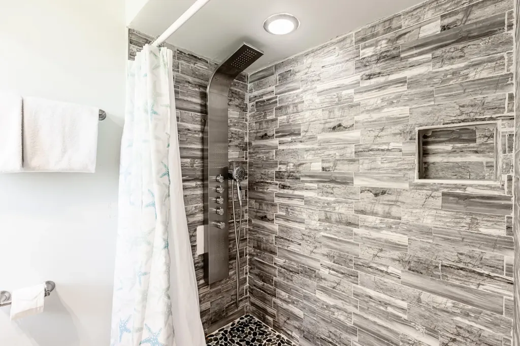 211 W Flamingo Circle Marco Island FL 34145