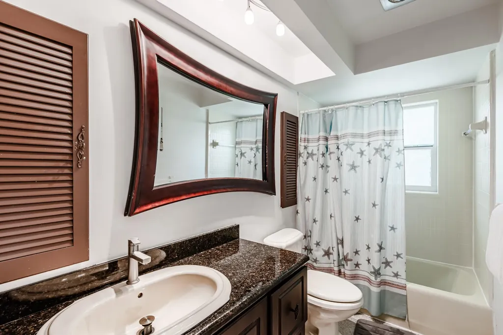 211 W Flamingo Circle Marco Island FL 34145