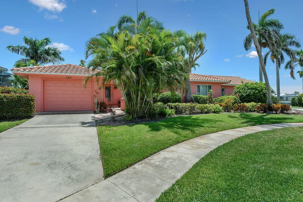 848 Buttonwood Court Marco Island FL 34145