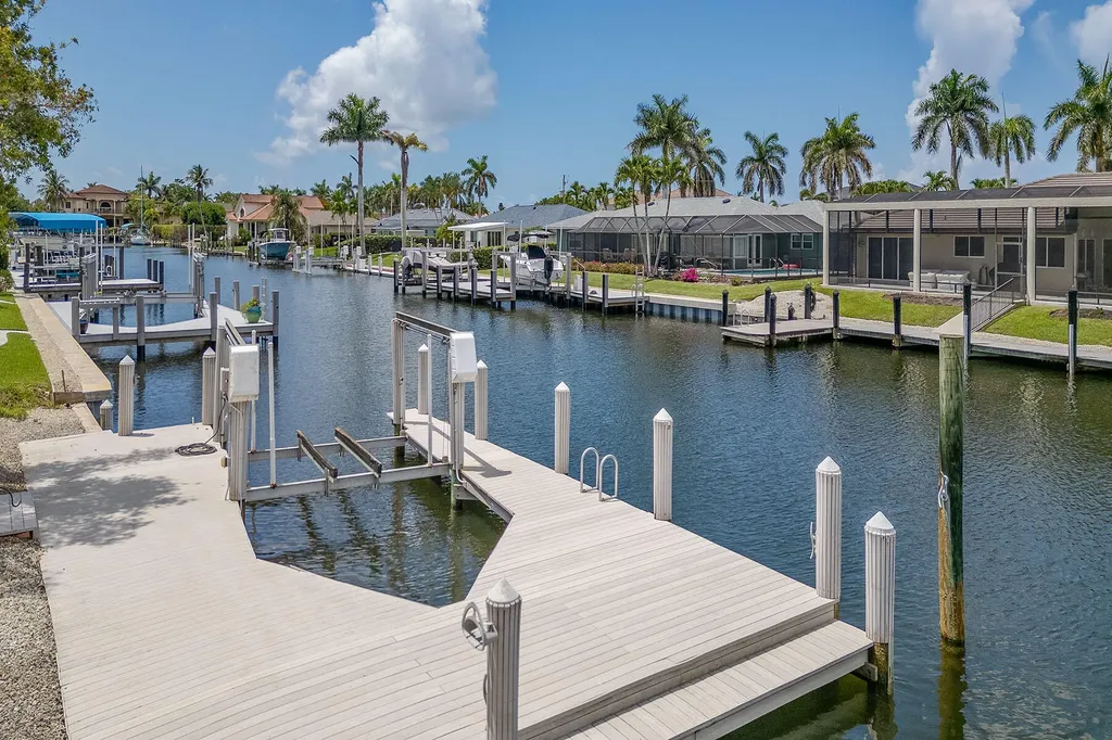 848 Buttonwood Court Marco Island FL 34145